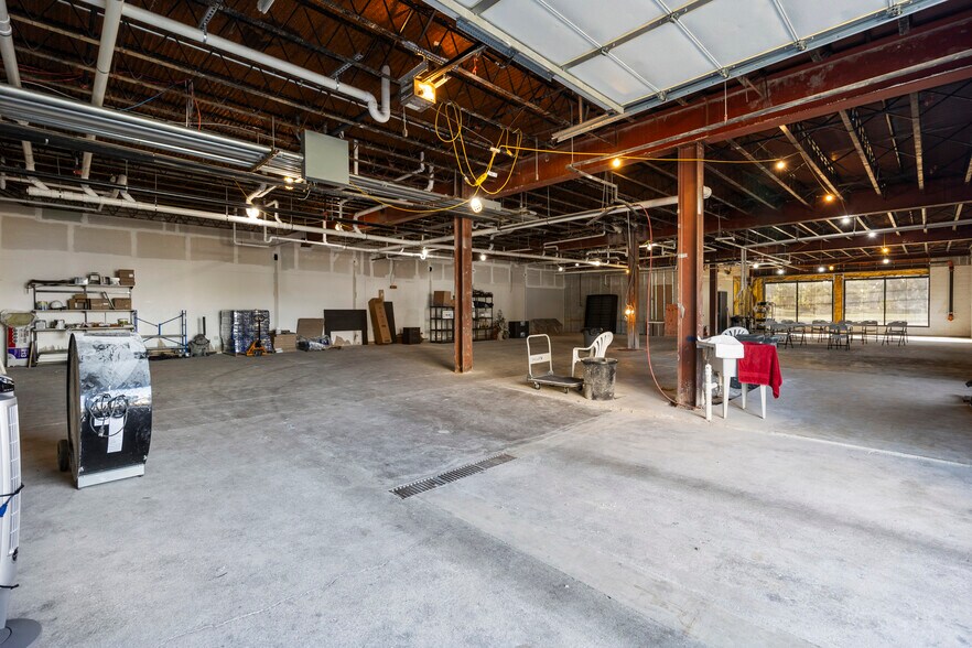 More Photos Of 419 E Market St, Sandusky Hotel For Sale