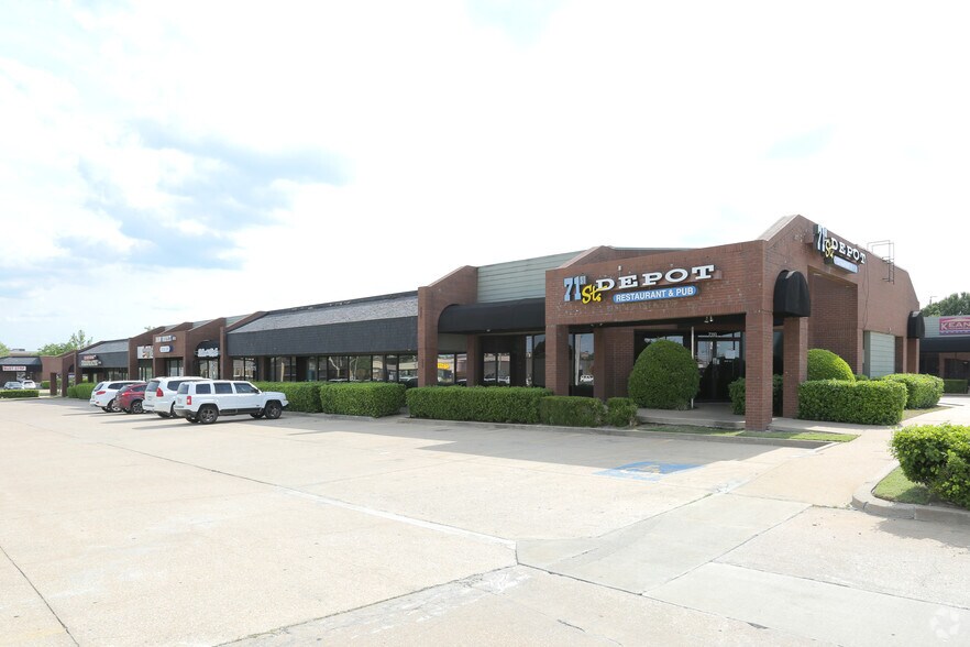 More Photos Of 7104 S Mingo Rd, Tulsa Unknown For Lease