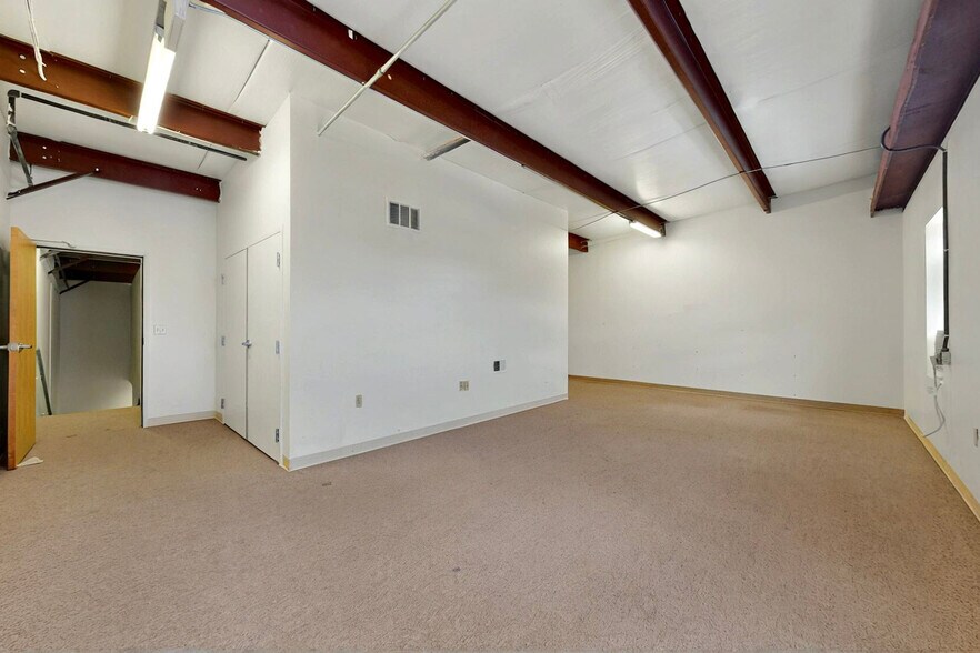 More Photos Of 7900 Lorraine Ct NE, Albuquerque Industrial For Sale