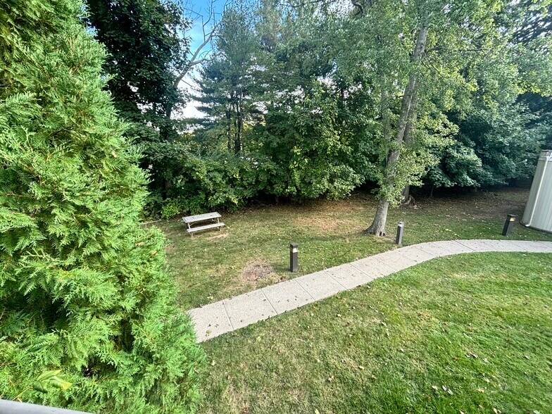 More Photos Of 220 Ridgedale Ave, Florham Park Office For Sale