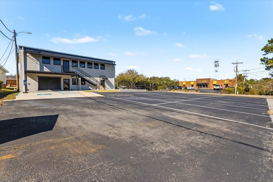 More Photos Of 369 Office Plaza Dr, Tallahassee Office For Lease