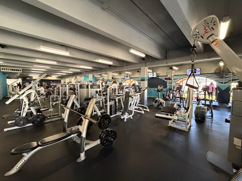 More Photos Of 7680 Girard Ave, La Jolla Office For Lease
