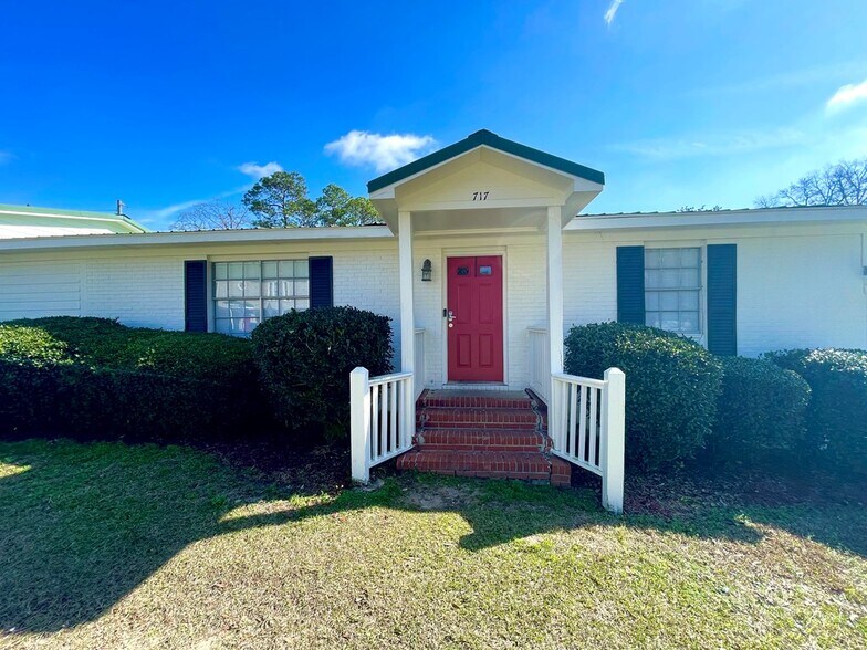More Photos Of 700 1st St SW, Moultrie Apartments For Sale