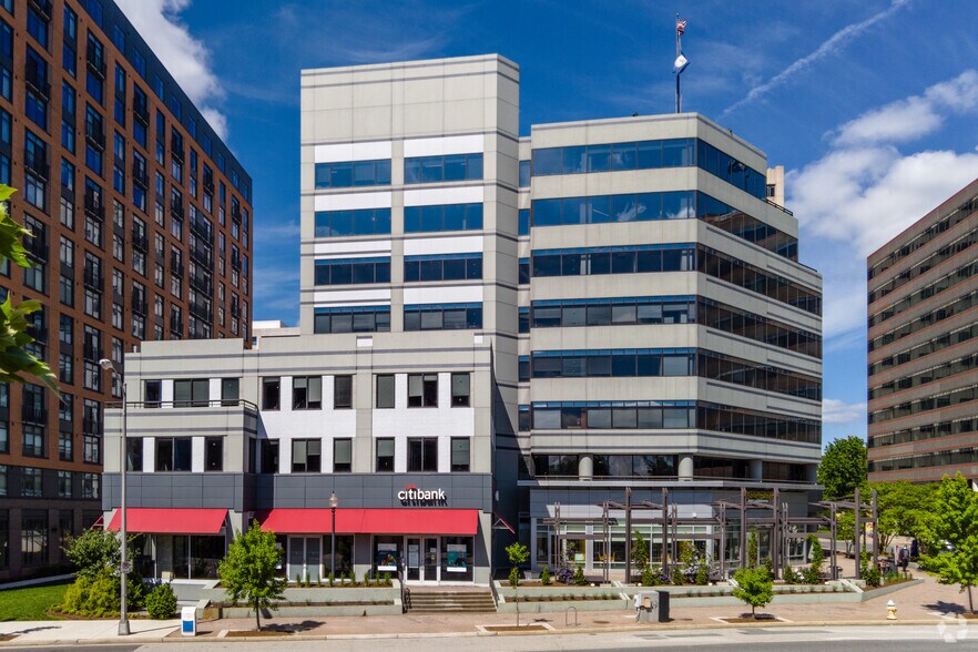 More Photos Of 1010 N Glebe Rd, Arlington Office For Lease