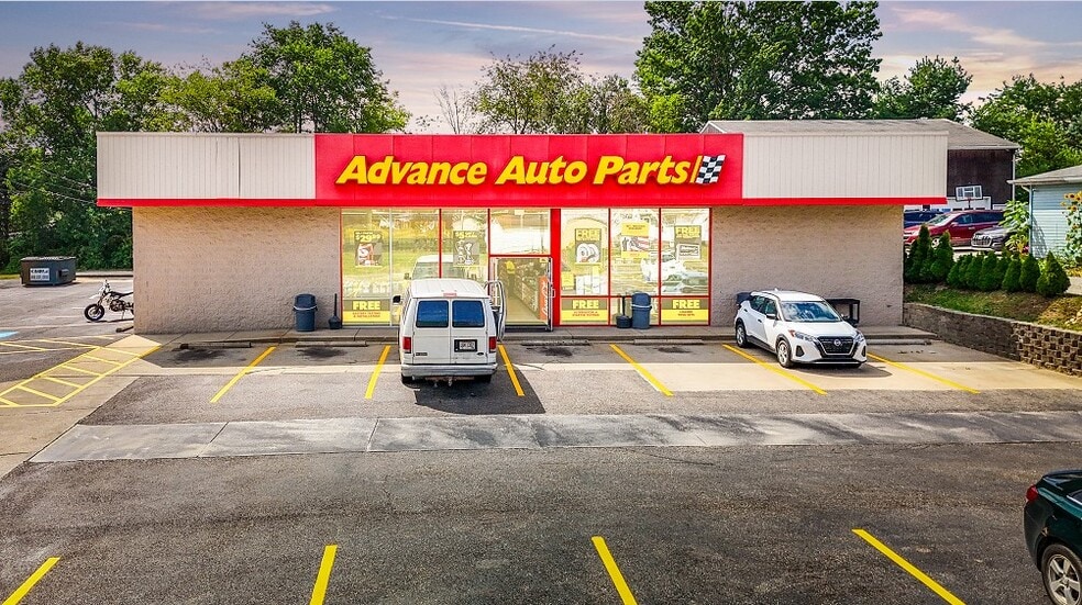 Primary Photo Of 427 Canton Rd NW, Carrollton Freestanding For Sale