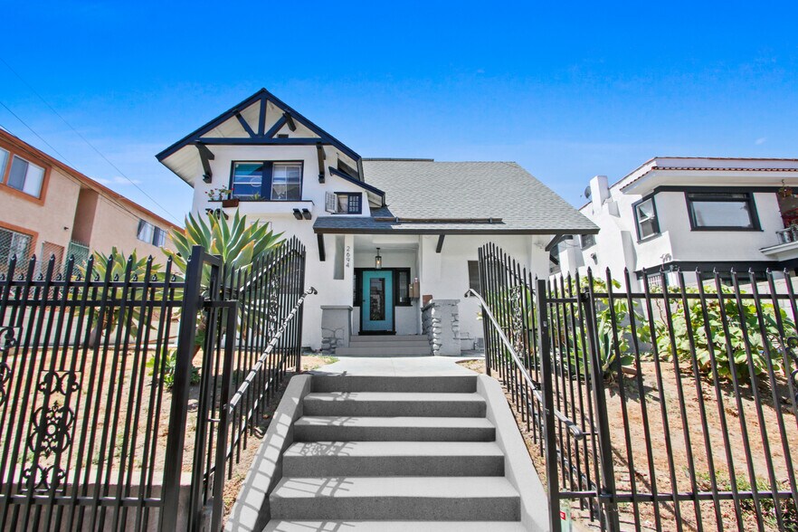 More Photos Of 2694 James M Wood Blvd, Los Angeles Apartments For Sale