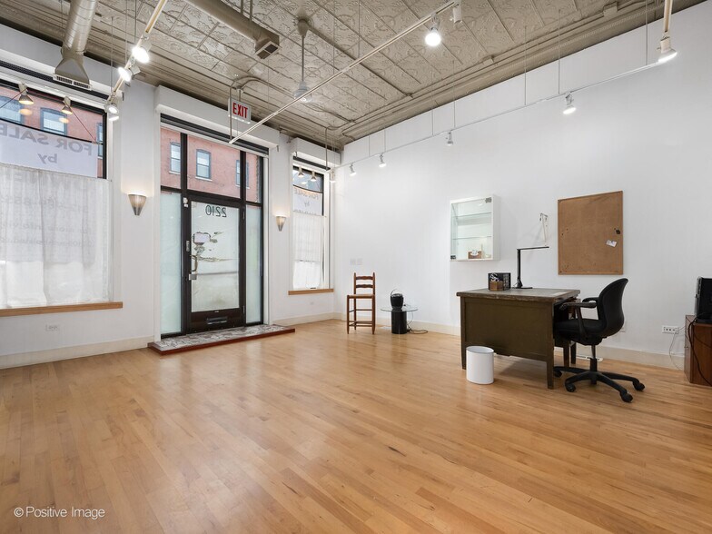 More Photos Of 2210 S Halsted St, Chicago Storefront Retail Office For Sale