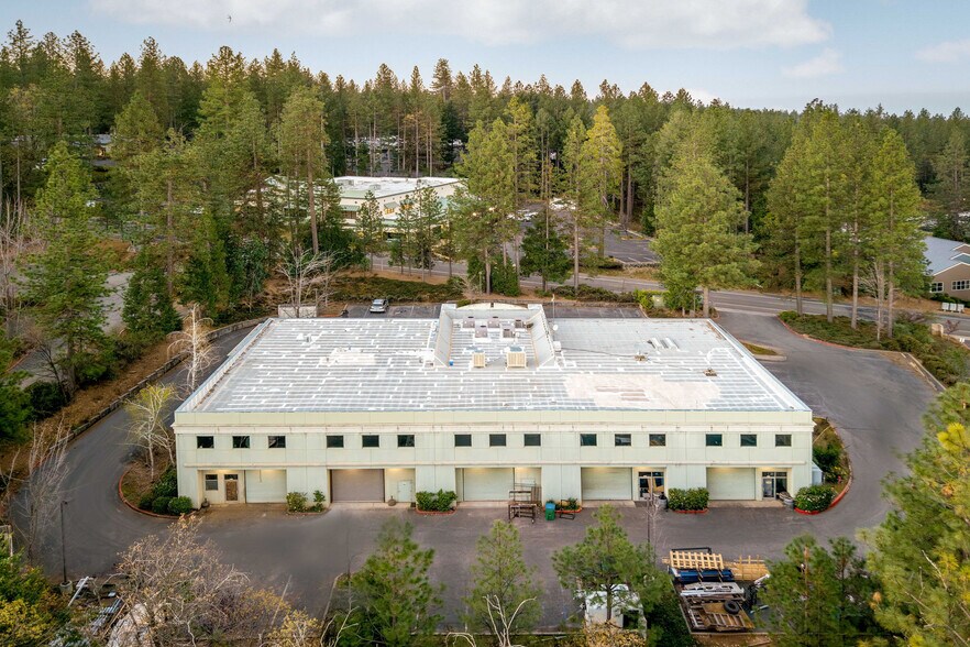 More Photos Of 345 Crown Point Cir, Grass Valley Flex For Lease