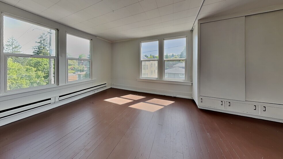 More Photos Of 4700 SW Othello St, Seattle Apartments For Sale