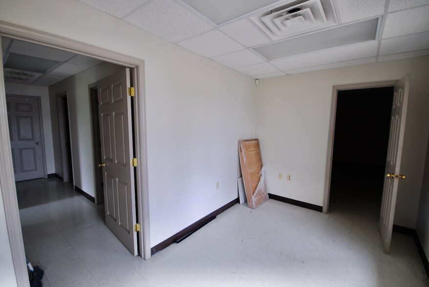 More Photos Of 139-165 Conalco Dr, Jackson Warehouse For Lease