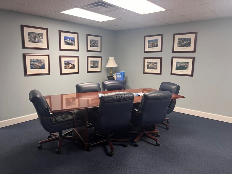 More Photos Of 502-506 Jefferson St, Tallahassee Office For Sale