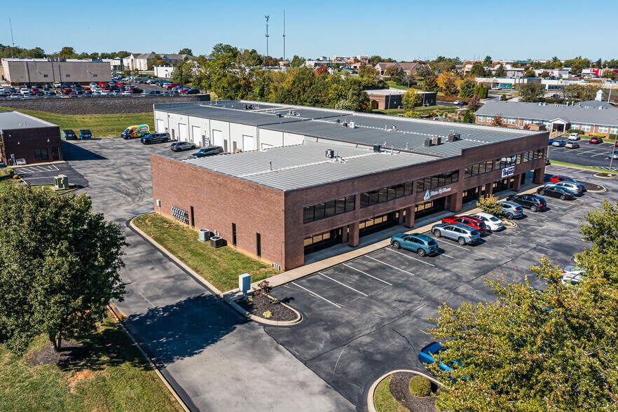 More Photos Of 1902 Campus Pl, Jeffersontown Light Distribution For Sale