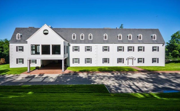 More Photos Of 90 N Broadway, Irvington Office For Lease