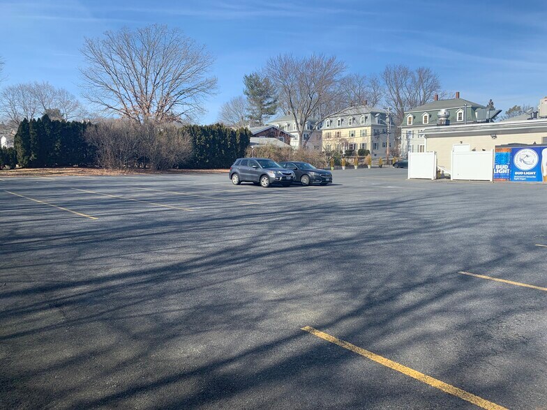 More Photos Of 48 School St, Lincoln Restaurant For Sale