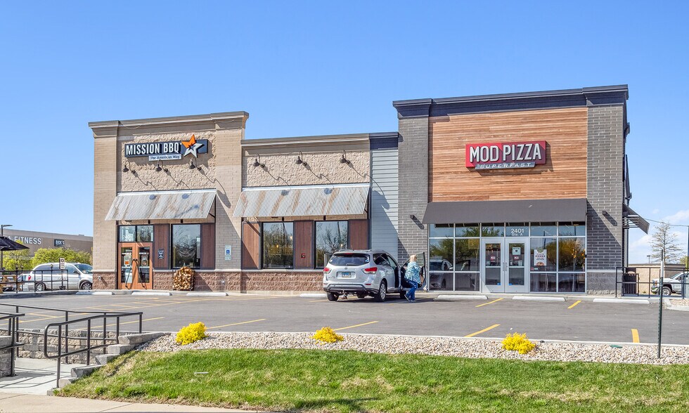 More Photos Of 2401 Wabash Ave, Springfield Freestanding For Sale