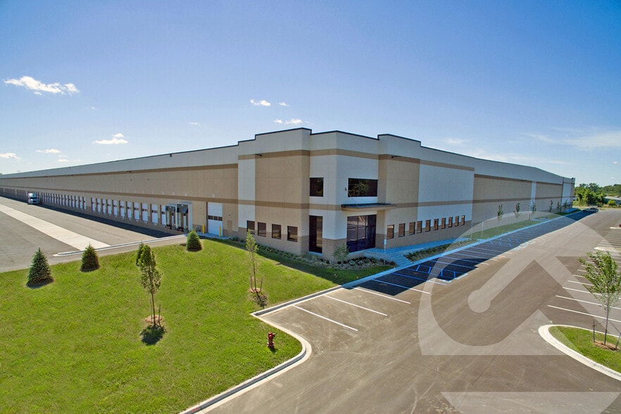 Primary Photo Of 1420 E 10 Mile Rd, Hazel Park Distribution For Lease
