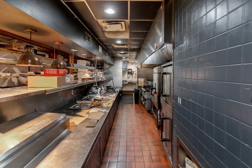 More Photos Of 15115 Edgewood Dr, Brainerd General Retail For Sale