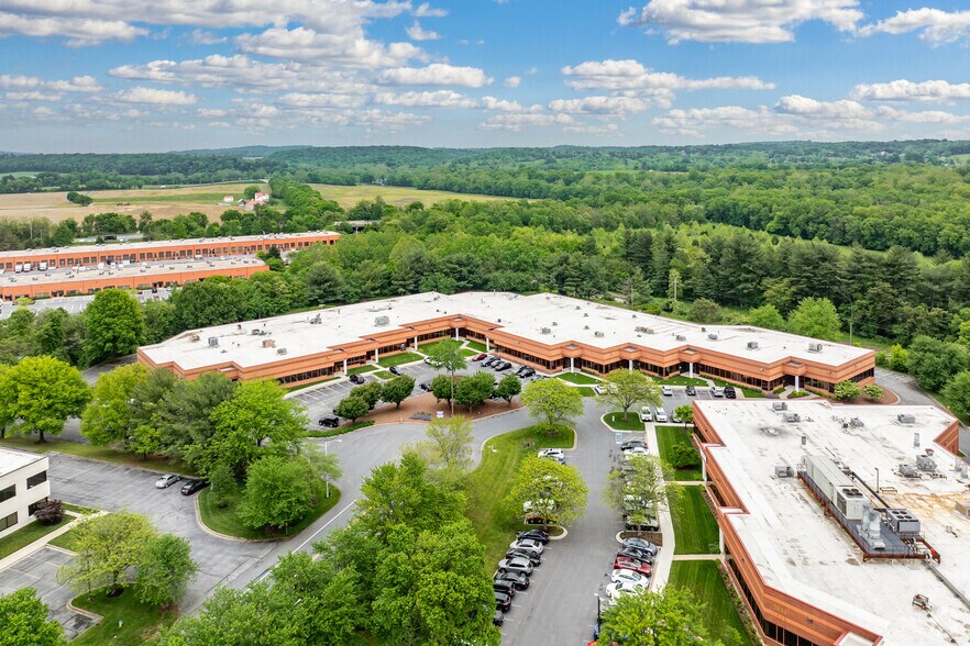 More Photos Of 7340 Executive Way, Frederick Flex For Lease