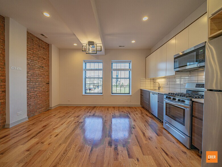 More Photos Of 4400 S Calumet Ave, Chicago Apartments For Sale