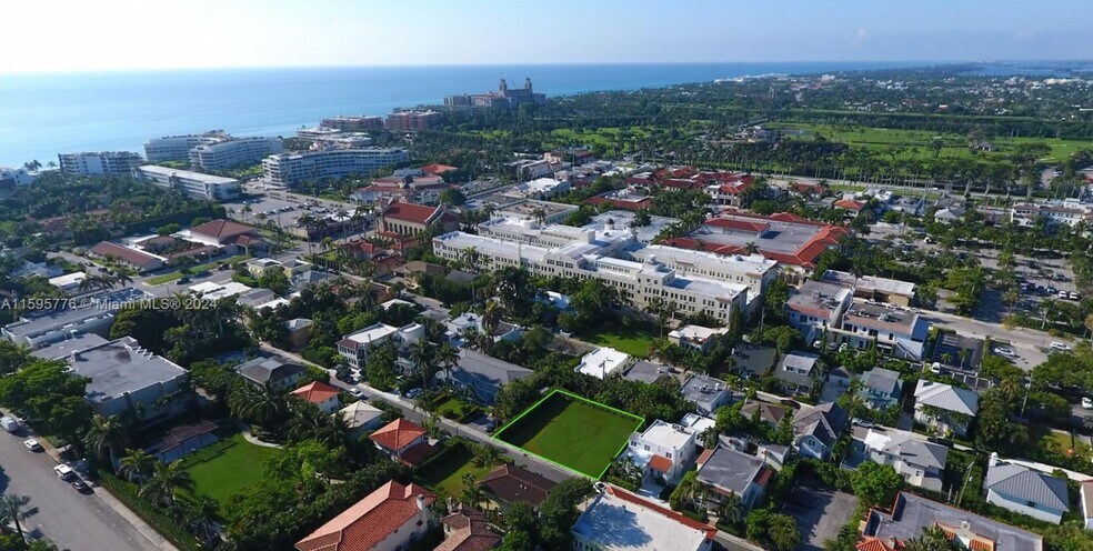 More Photos Of 240 Oleander Ave, Palm Beach Apartments For Sale