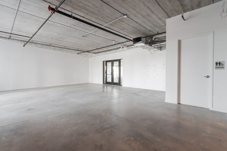 More Photos Of 209 Division St, Stevens Point Apartments For Lease