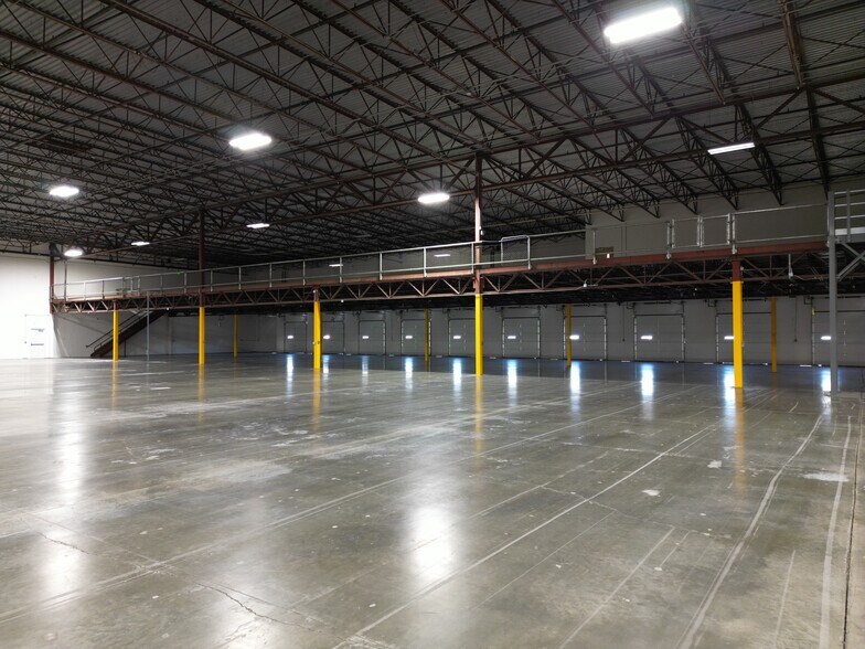 More Photos Of 1701 Pike St NW, Auburn Distribution For Lease