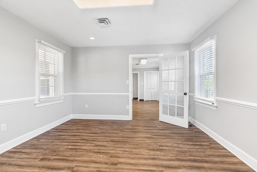 More Photos Of 6200 Fort Ave, Lynchburg Medical For Sale