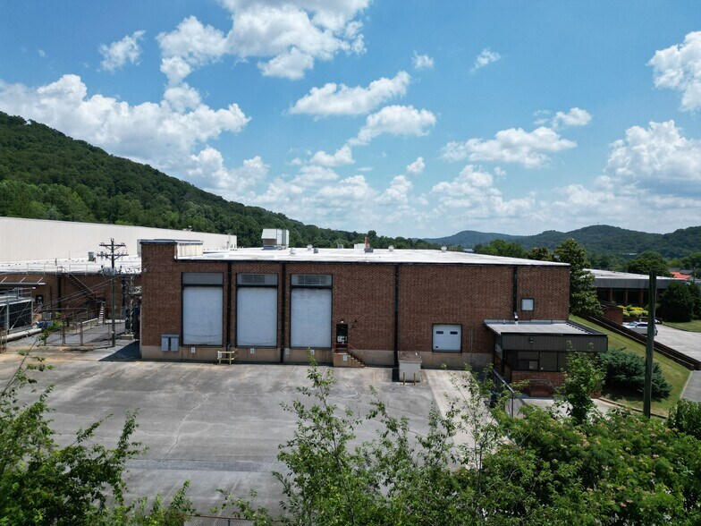 More Photos Of 7500 US 11 W, Rogersville Manufacturing For Lease