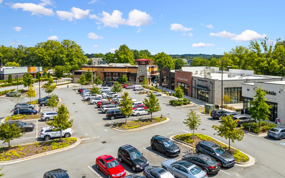 More Photos Of 10800 Haynes Bridge Rd, Alpharetta Restaurant For Sale