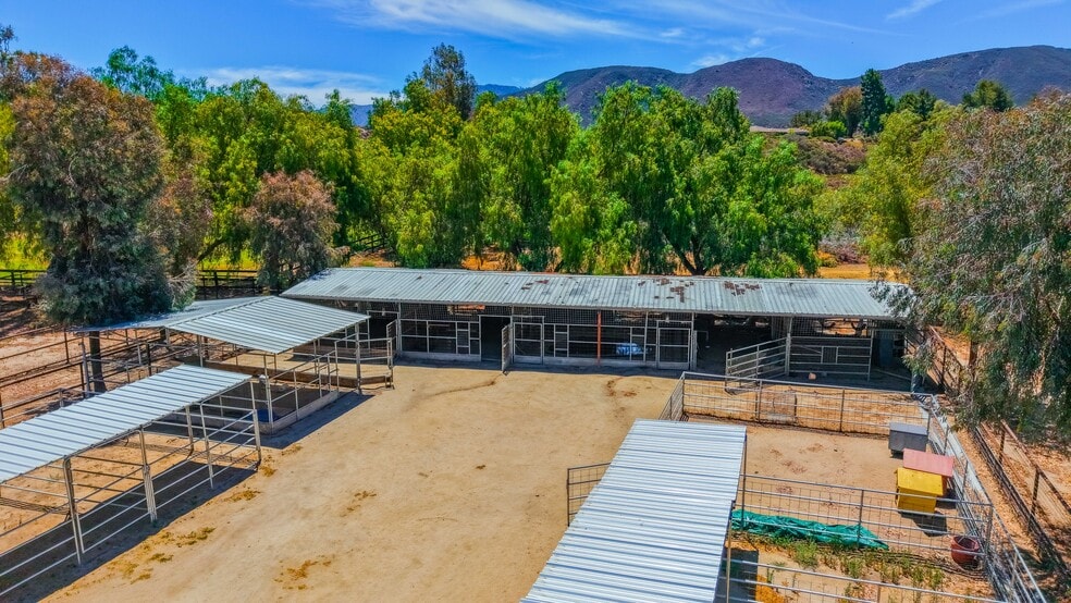 More Photos Of 38831 Pauba Rd, Temecula Land For Sale