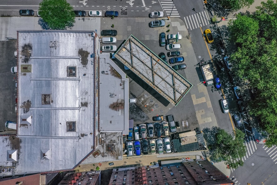 More Photos Of 242 Dyckman St, New York Service Station For Sale