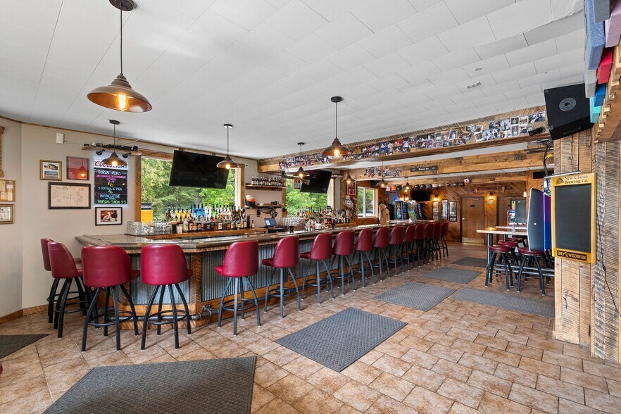 More Photos Of N12808 Northway Dr, Athelstane Restaurant For Sale