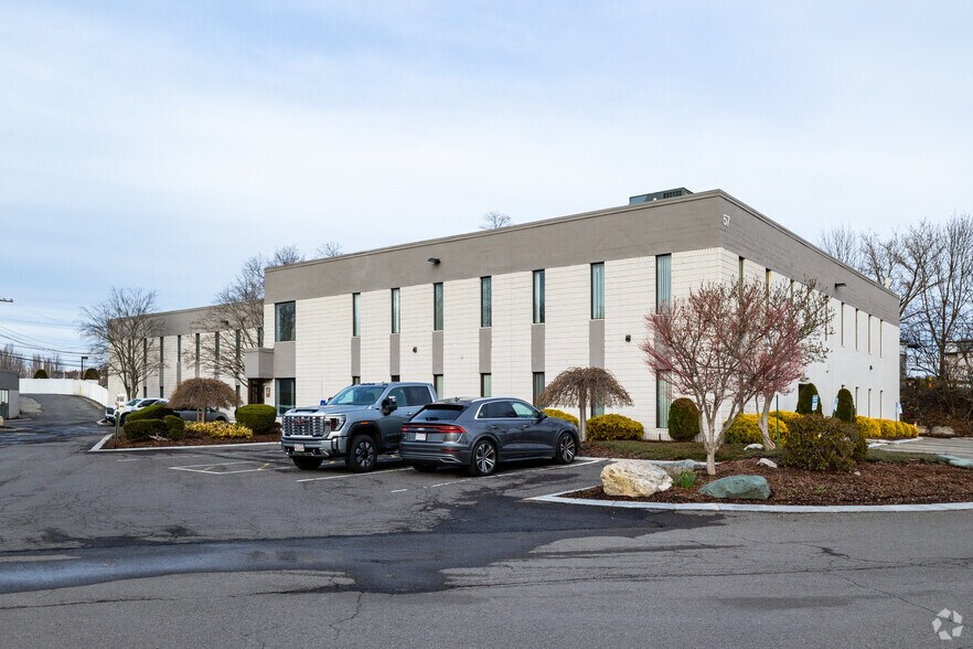 More Photos Of 57 Boston Providence Hwy, Norwood Office For Lease
