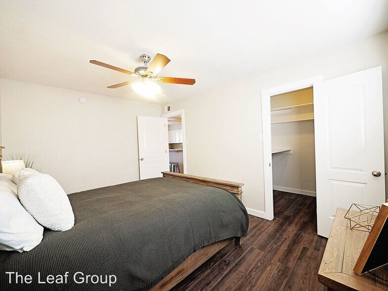 More Photos Of 7304 Twin Crest Dr, Austin Apartments For Sale