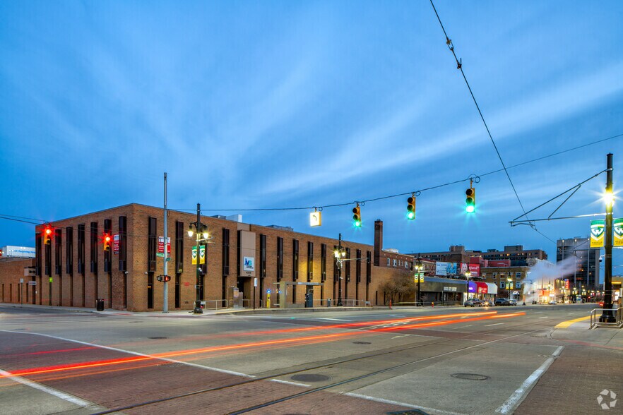 More Photos Of 50 E Canfield St, Detroit Medical For Lease