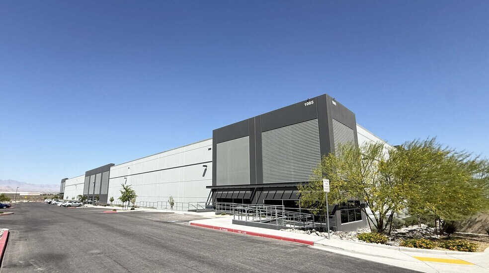More Photos Of 1085 Alper Center Dr, Henderson Distribution For Lease