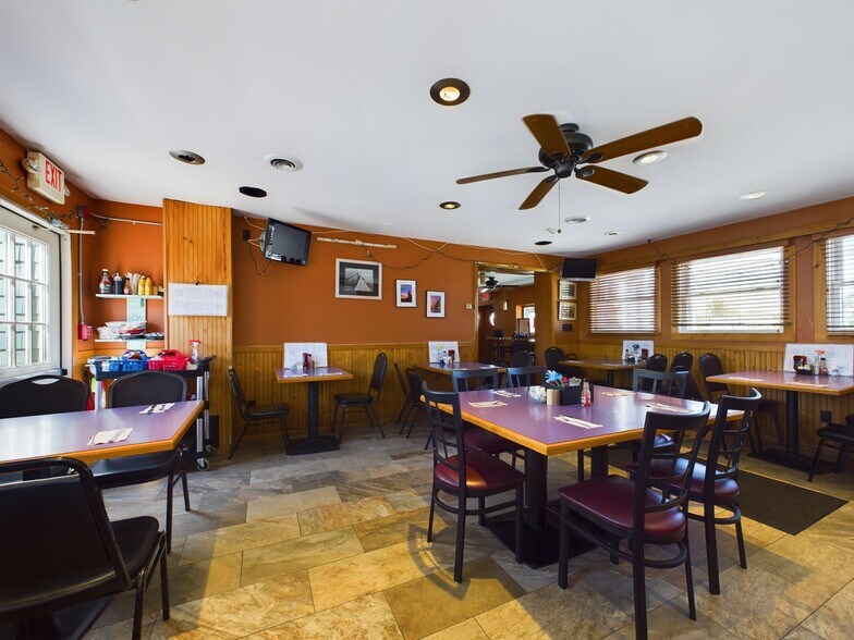 More Photos Of 501 Park Ave, Portsmouth Restaurant For Sale