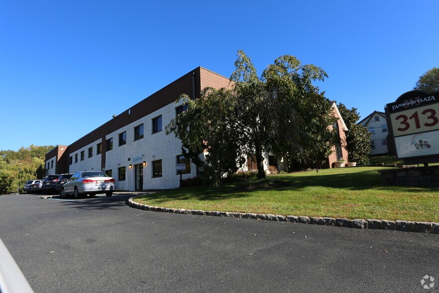 More Photos Of 313 South Ave, Fanwood Medical For Lease