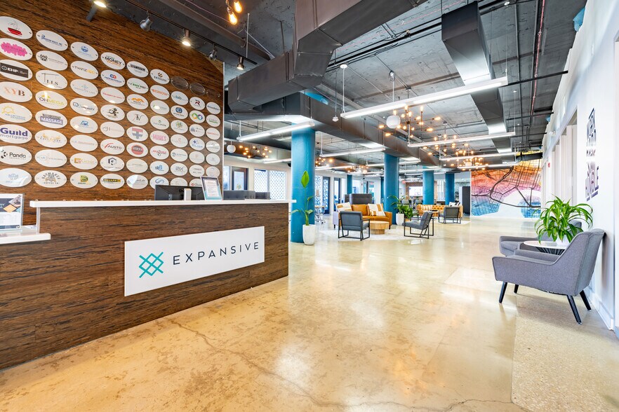 More Photos Of 25 N Market St, Jacksonville Coworking Space