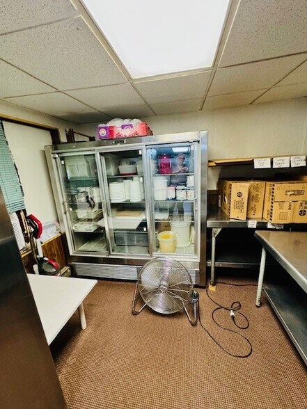 More Photos Of 4166 U.S. 40 hwy, Claysville Restaurant For Sale