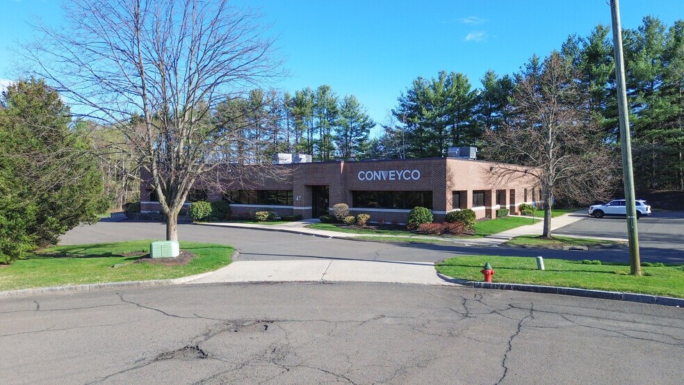 More Photos Of 47 Commerce Dr, Bristol Manufacturing For Sale