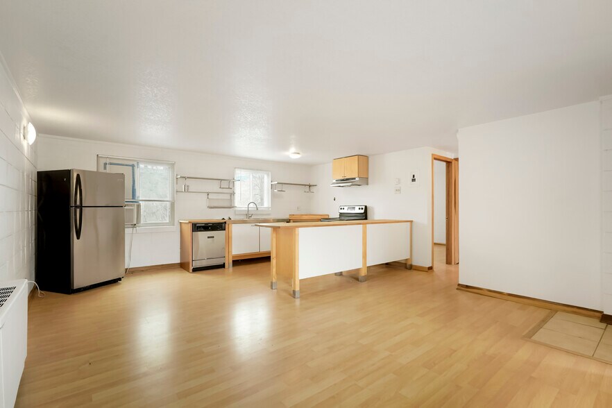 More Photos Of 2860 W 32nd Ave, Denver Apartments For Sale