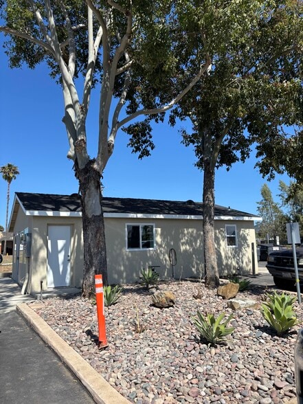 More Photos Of 1241-1247 W San Marcos Blvd, San Marcos Manufactured Housing Mobile Home Park For Lease