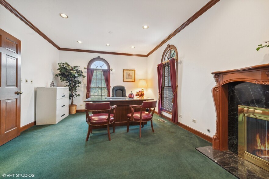 More Photos Of 1601 W Colonial Pky, Inverness Office For Sale