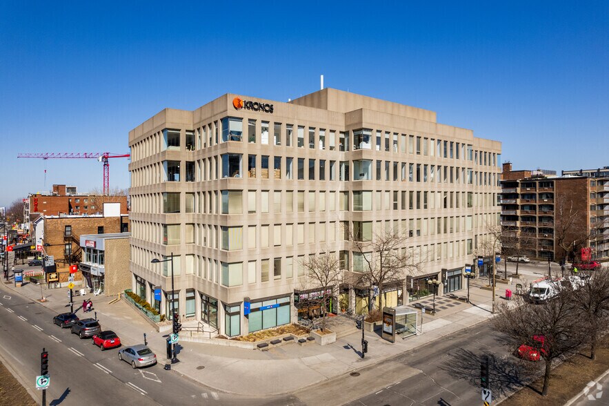 Primary Photo Of 3525-3535 Ch Queen-Mary, Montréal Office For Sale