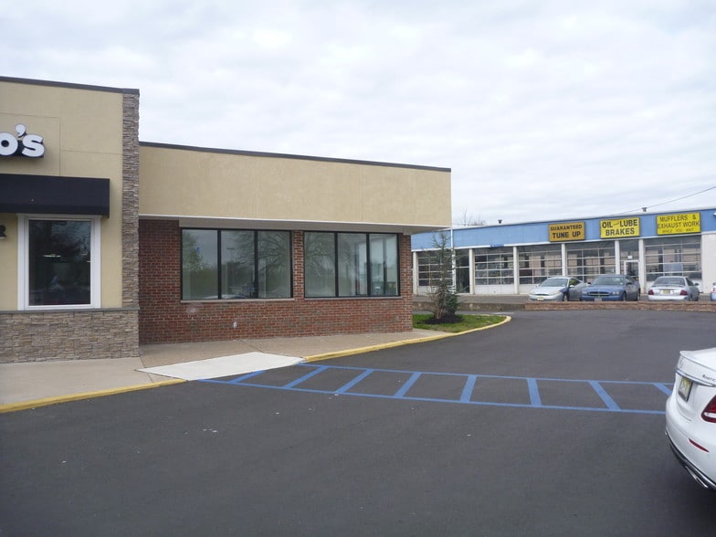 Primary Photo Of 341 S Burnt Mill Rd, Voorhees Storefront Retail Office For Lease