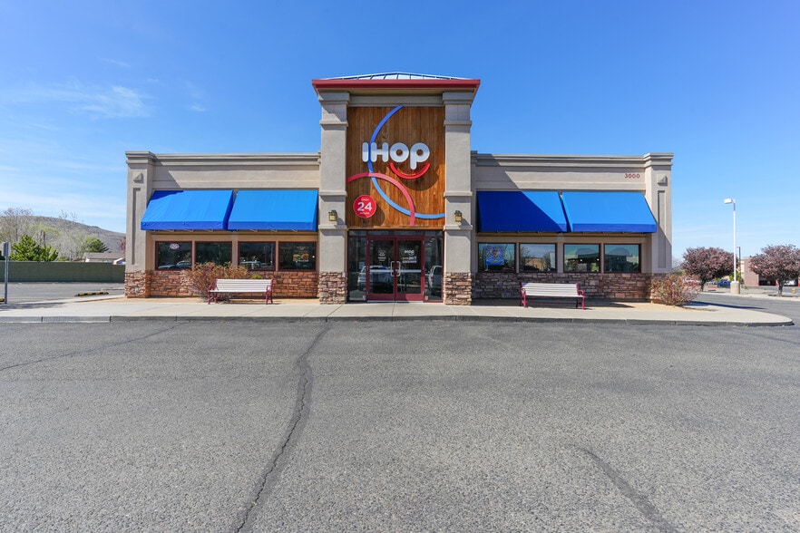 More Photos Of 3000 N Glassford Hill Rd, Prescott Valley Restaurant For Lease