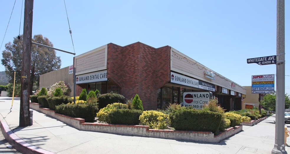 More Photos Of 7902-7912 Foothill Blvd, Sunland Freestanding For Lease
