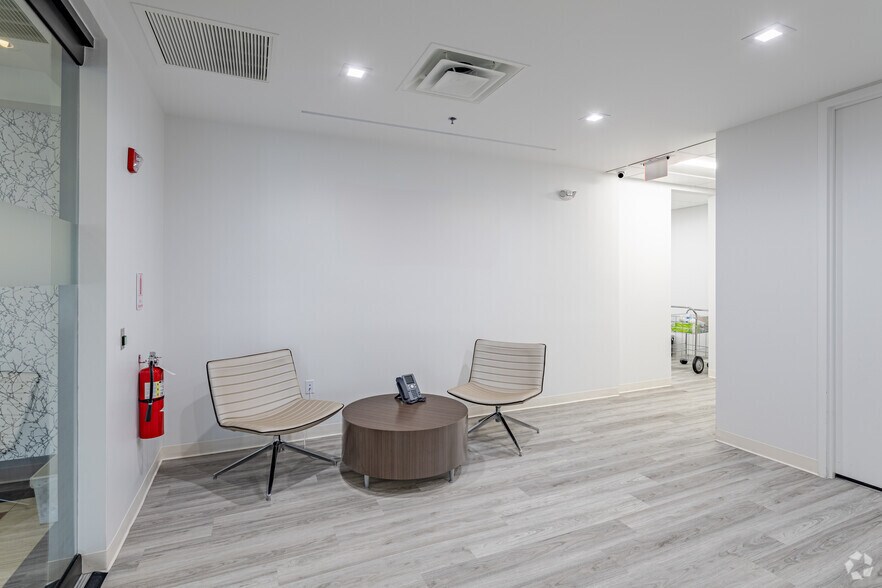 More Photos Of 600 Parsippany Rd, Parsippany Office For Sale