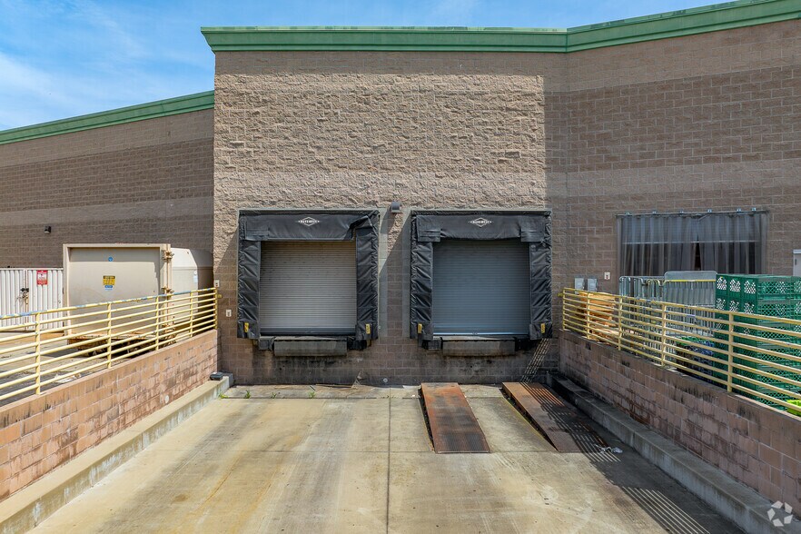 More Photos Of 400-440 Elkhorn Blvd, Rio Linda Unknown For Lease